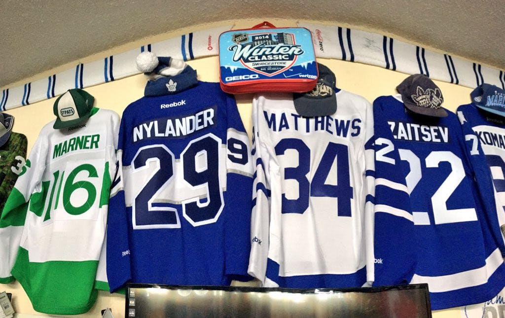 Top 5 Toronto Maple Leafs Jerseys of the Decade - Page 3