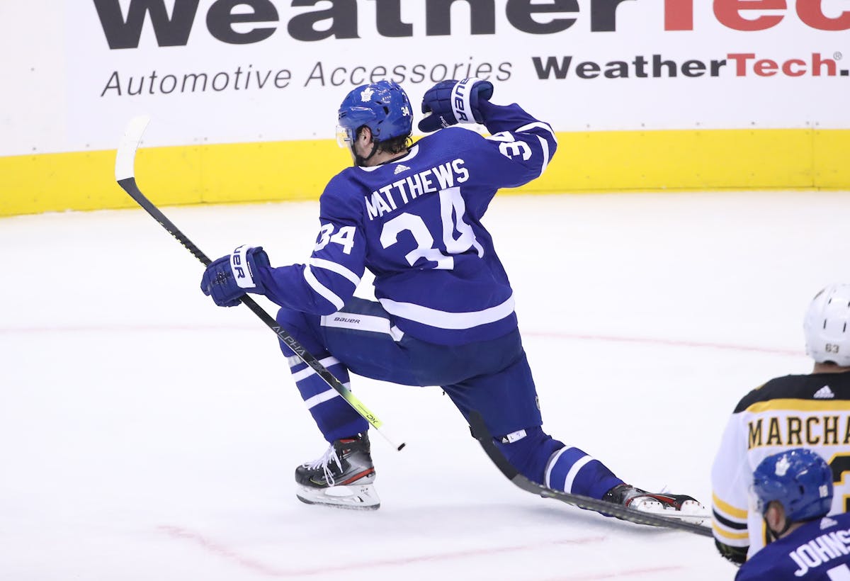 Timing of Matthews'' fashion award means more hardship for Leafs fans