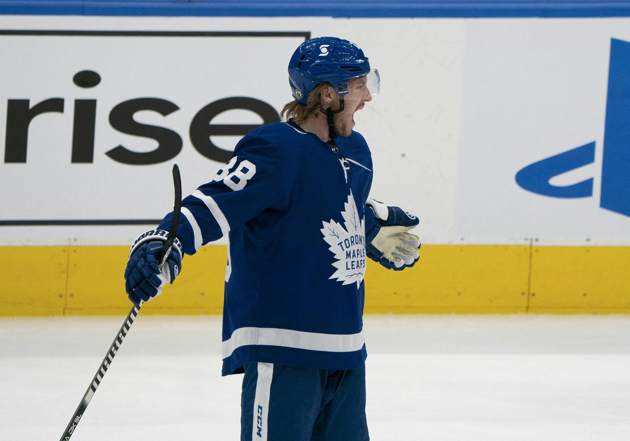 Maple Leafs, RFA defenceman Rasmus Sandin agree on two-year, US