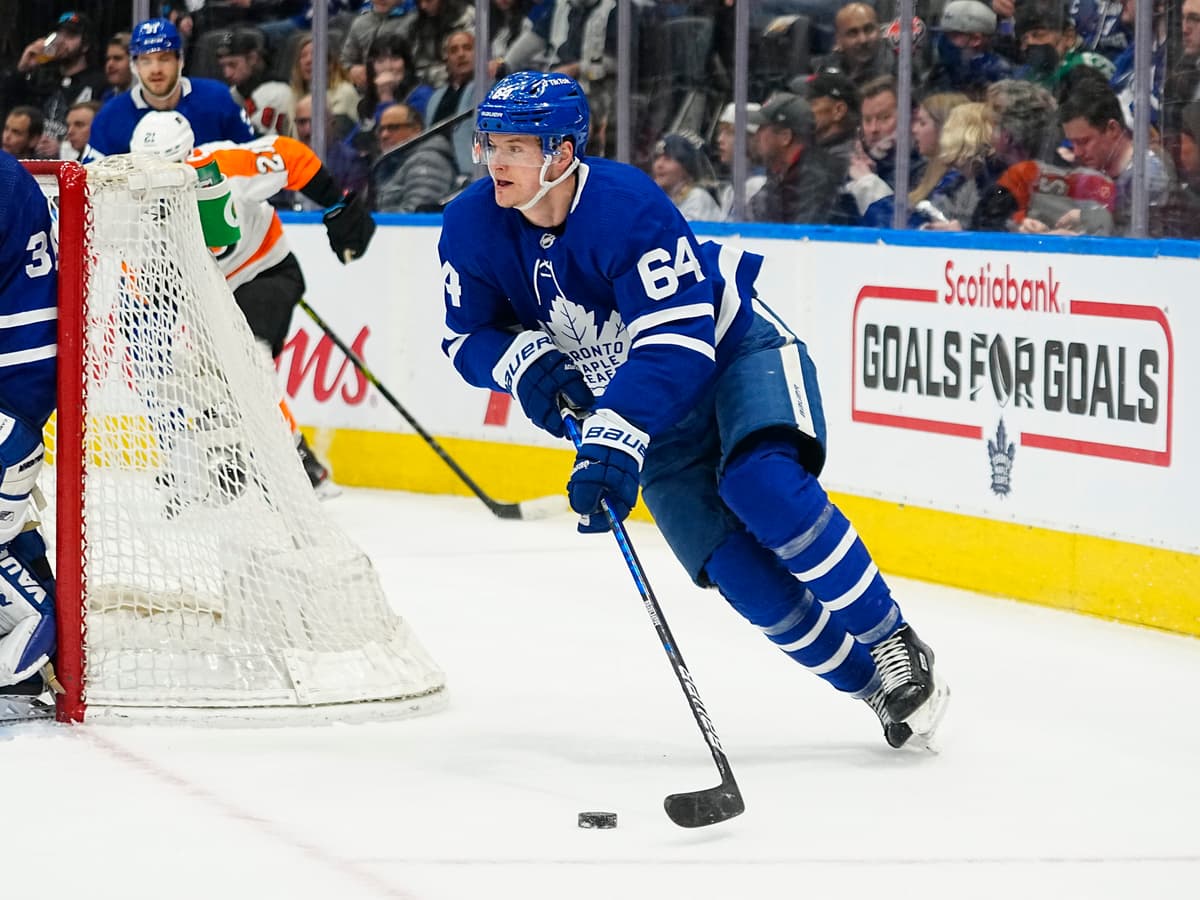 Report Toronto Maple Leafs resign David Kampf to a fouryear contract