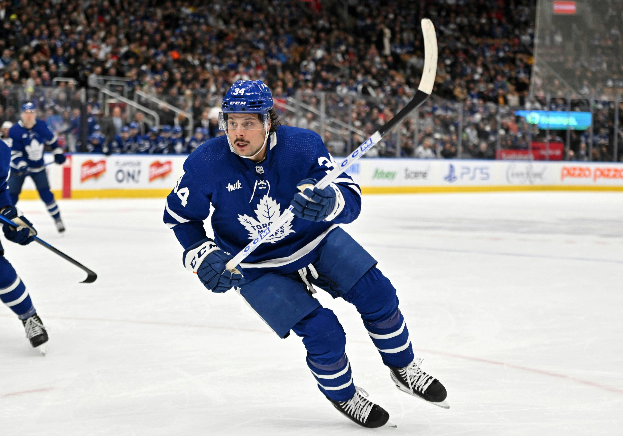 Toronto Maple Leafs: Auston Matthews' wrist injury is concerning