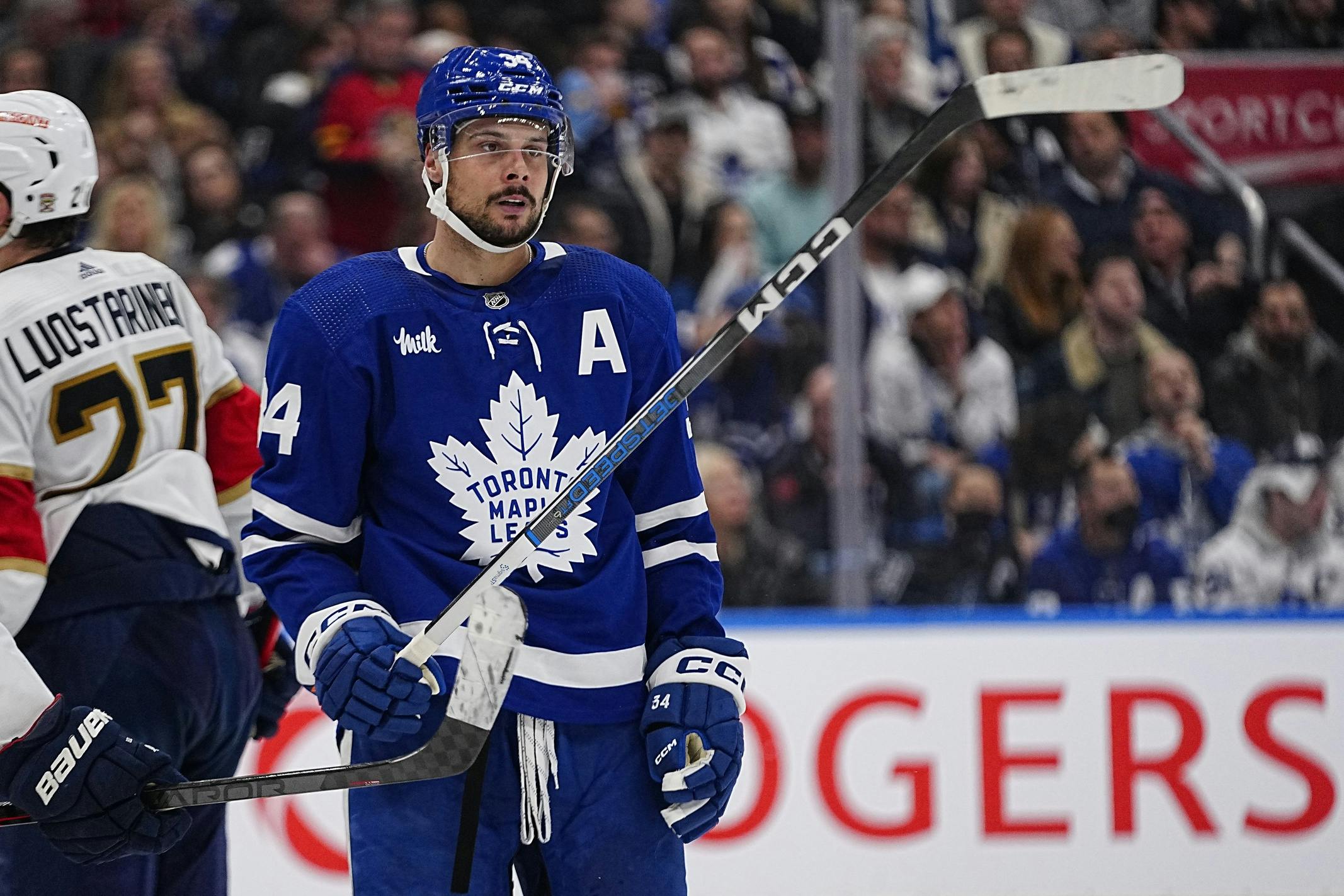 On a team stacked with stars, Maple Leafs' Knies quickly becoming