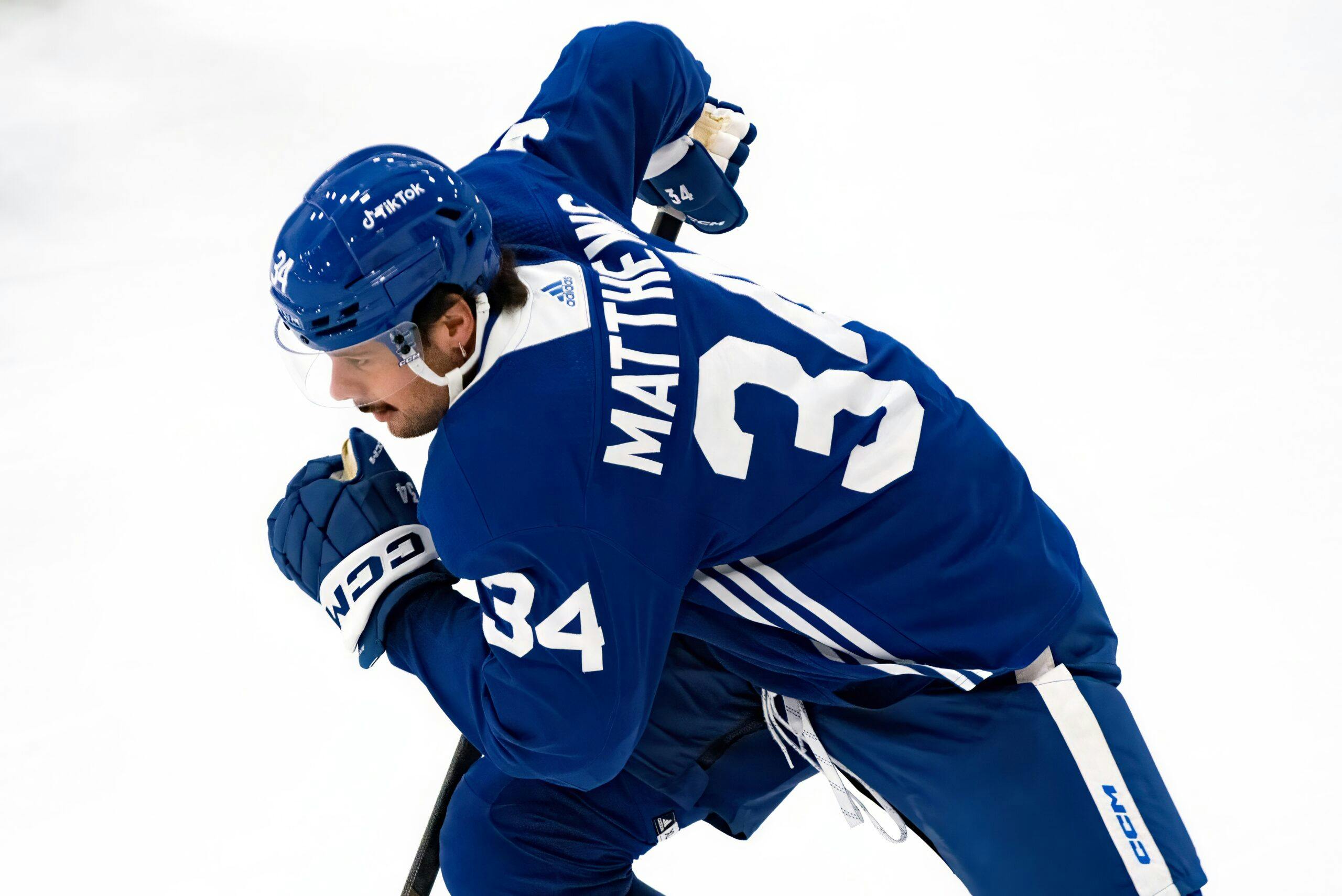 Auston Matthews' rookie season shaping up to be special