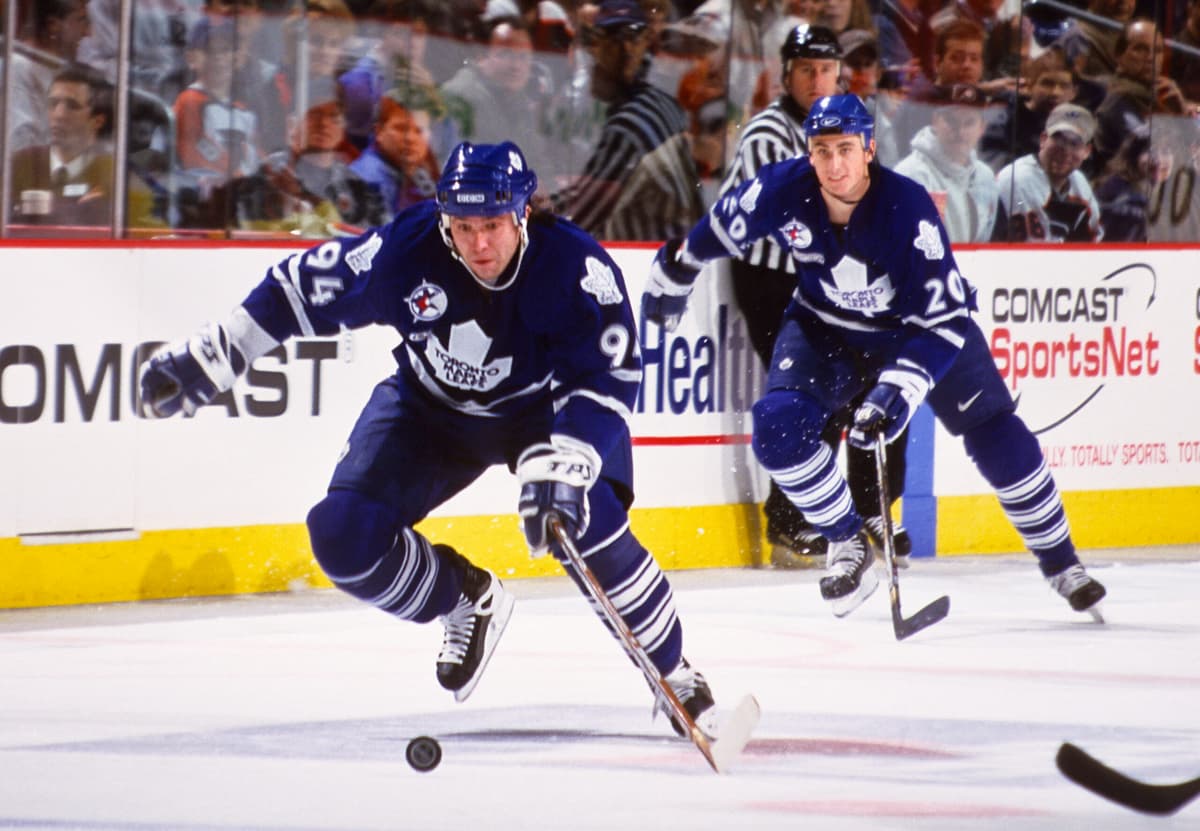 Former Maple Leafs forward Sergei Berezin dead at 52