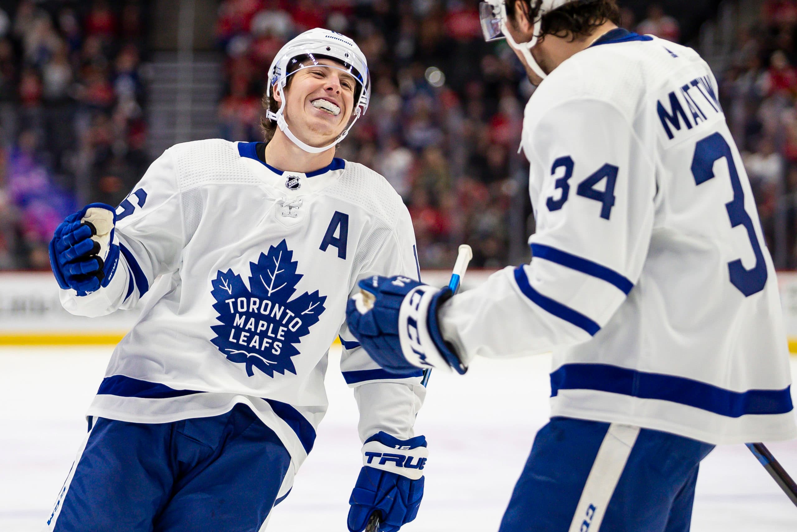 WATCH: Marner hits 30-goal plateau for first time in NHL, scores