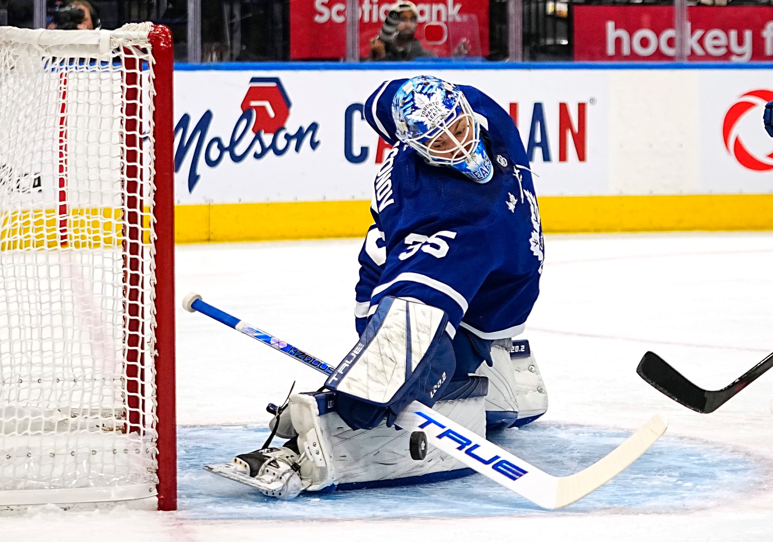 NHL Scores: Senators blow Leafs away with huge comeback