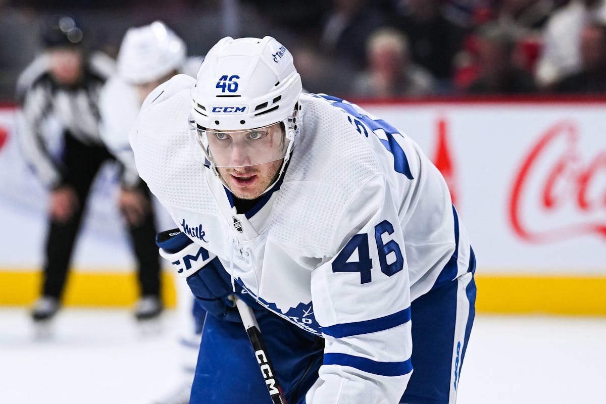 Alex Steeves’ strong training camp makes him an intriguing call-up for Maple Leafs