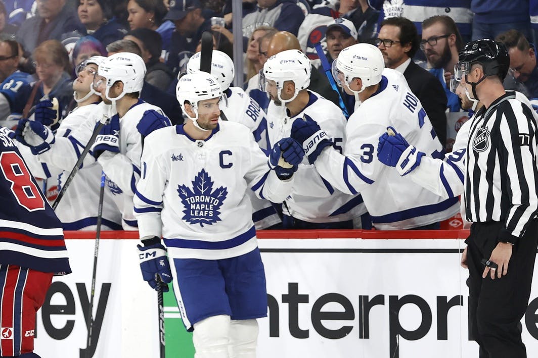 Johnny Twovares leads the way as Leafs fly high in Winnipeg: Muzzy’s Muzings