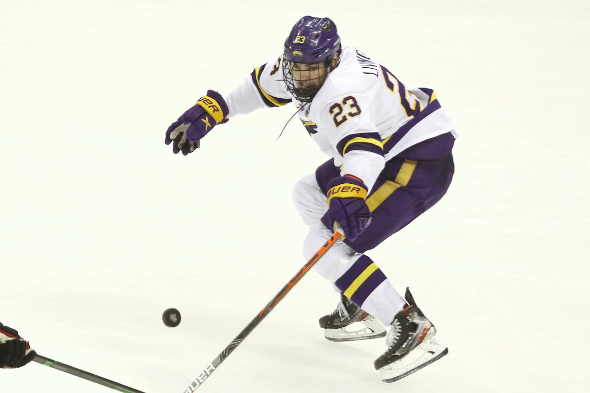 Five NCAA free agent targets for the Toronto Maple Leafs